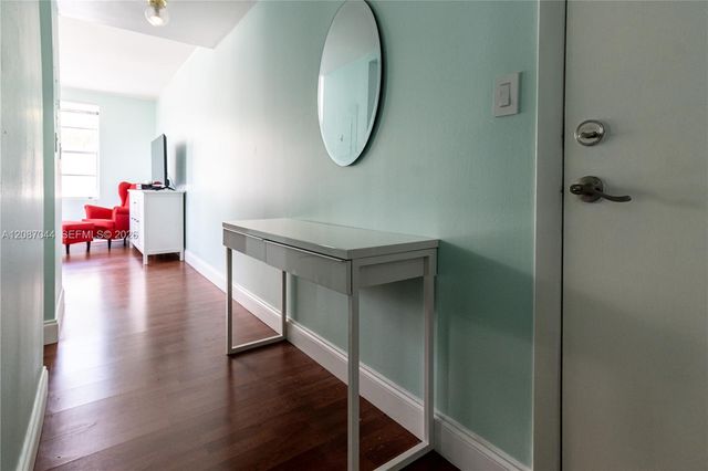 1460 Ocean Drive 309, Miami Beach, FL 33139