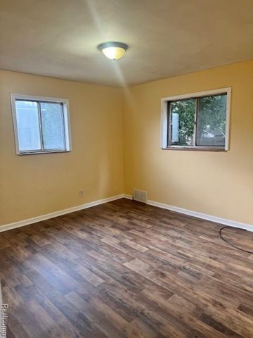 11455 11 Mile Road, Warren, MI 48091