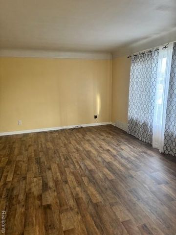 11455 11 Mile Road, Warren, MI 48091