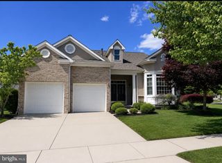 104 RIDGWAY DR, Bordentown, NJ 08505