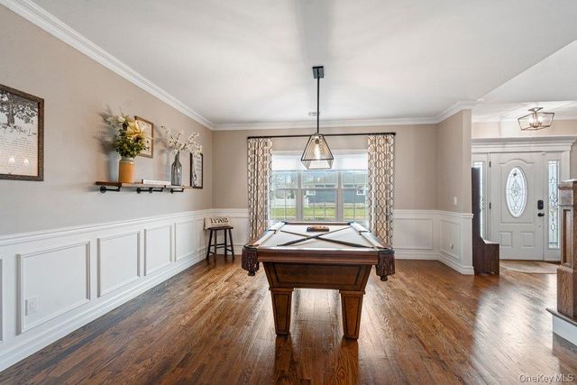 157 Walnut Street, Massapequa Park, NY 11762