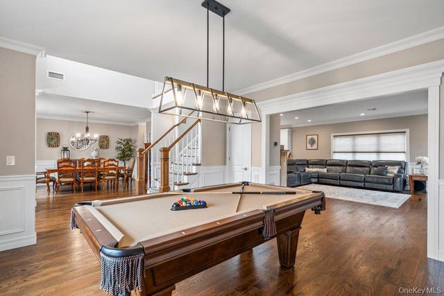 157 Walnut Street, Massapequa Park, NY 11762