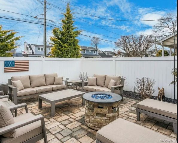157 Walnut Street, Massapequa Park, NY 11762