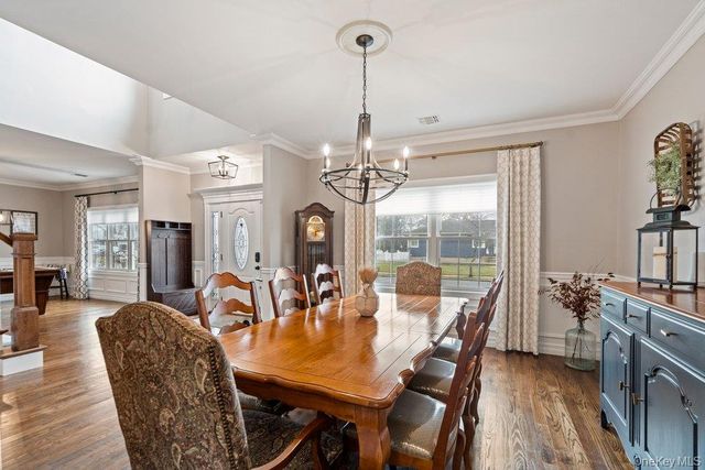 157 Walnut Street, Massapequa Park, NY 11762