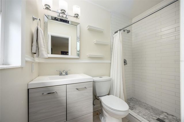 5016 NW 36TH STREET, Gainesville, FL 32605