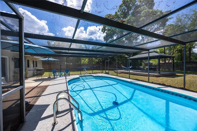 5016 NW 36TH STREET, Gainesville, FL 32605