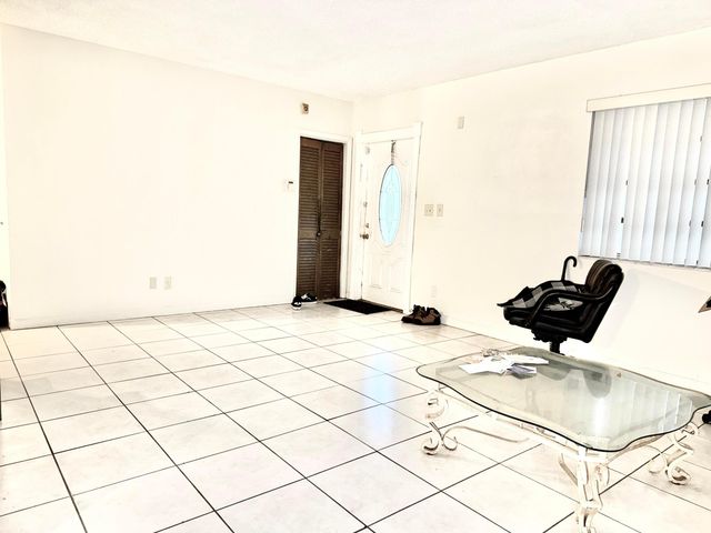 19031 NW 12TH Avenue, Miami Gardens, FL 33169