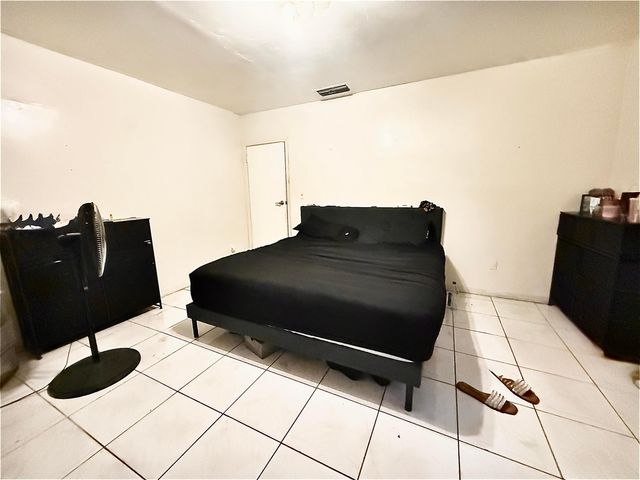 19031 NW 12TH Avenue, Miami Gardens, FL 33169