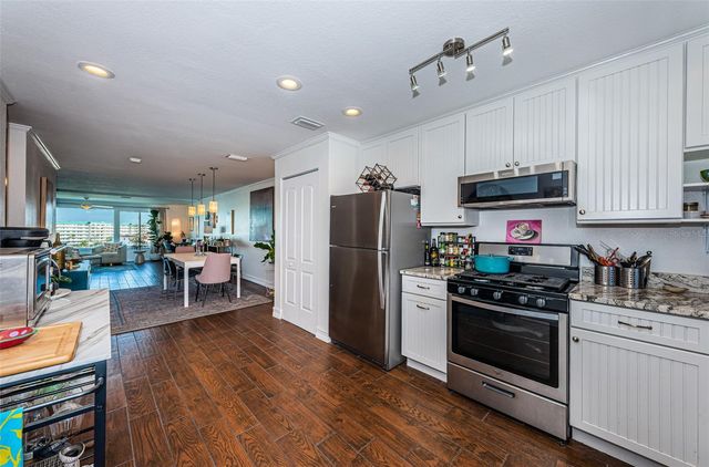 5925 SHORE BOULEVARD S 505, Gulfport, FL 33707