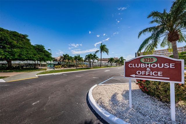 5925 SHORE BOULEVARD S 505, Gulfport, FL 33707