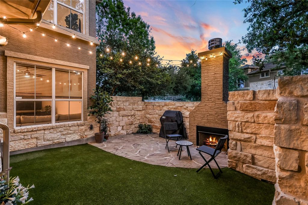 3406 Menchaca RD 33, Austin, TX 78704