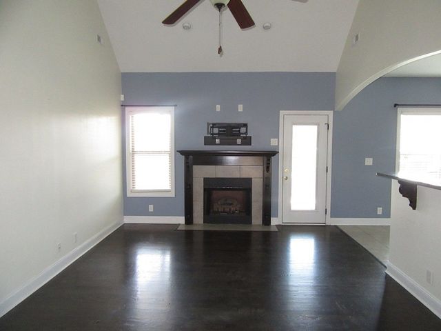 1283 Golden Eagle Way, Clarksville, TN 37040