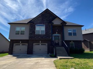1283 Golden Eagle Way, Clarksville, TN 37040