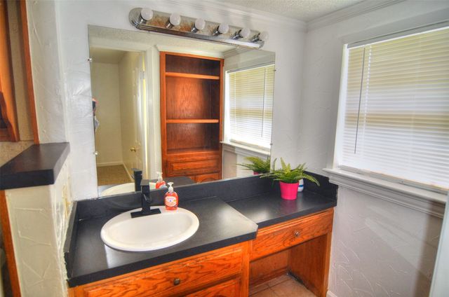 1412 West Shore Drive, Richardson, TX 75080