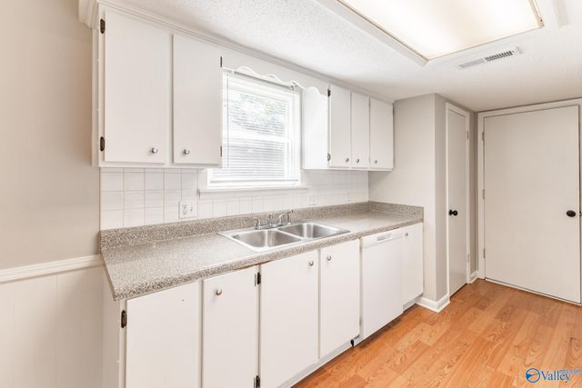 603 Denise Drive, Decatur, AL 35603