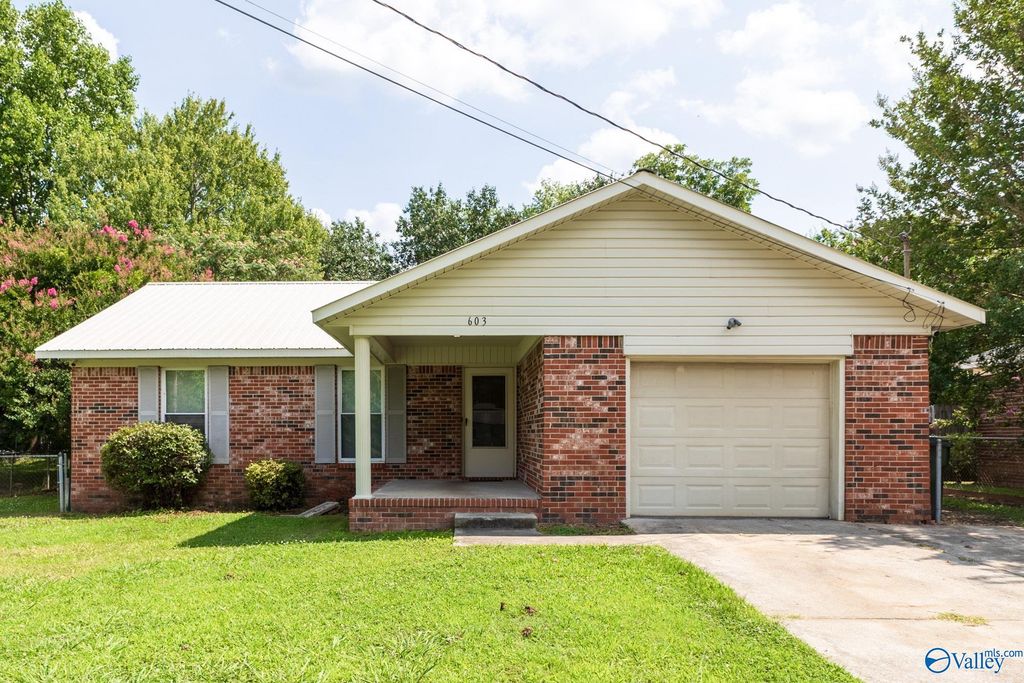 603 Denise Drive, Decatur, AL 35603
