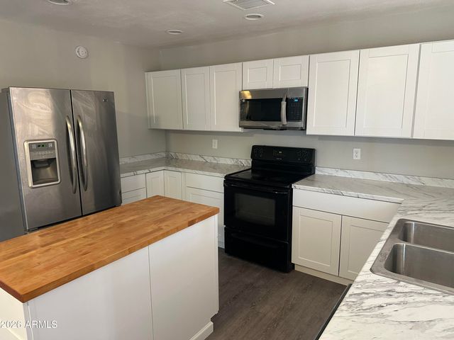 3606 W STELLA Lane, Phoenix, AZ 85019