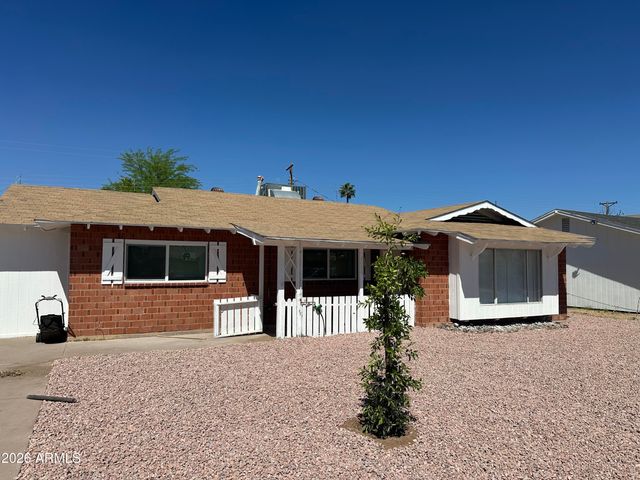 3606 W STELLA Lane, Phoenix, AZ 85019