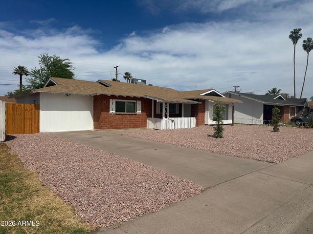 3606 W STELLA Lane, Phoenix, AZ 85019