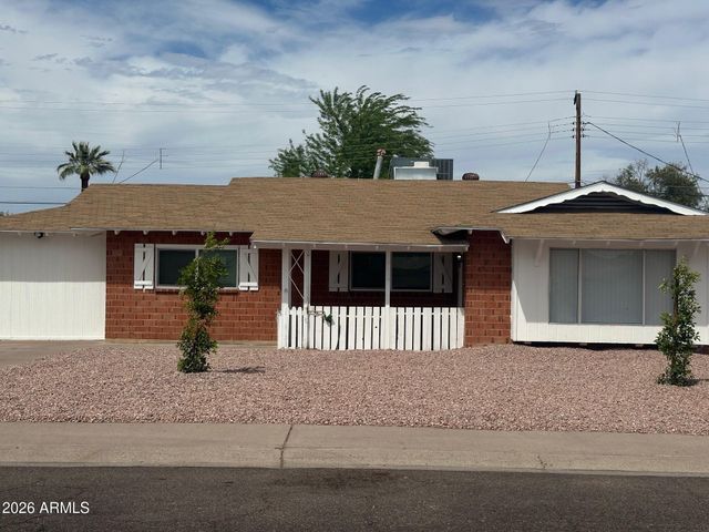 3606 W STELLA Lane, Phoenix, AZ 85019