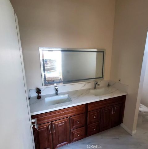 3765 Globe, Los Angeles, CA 90066