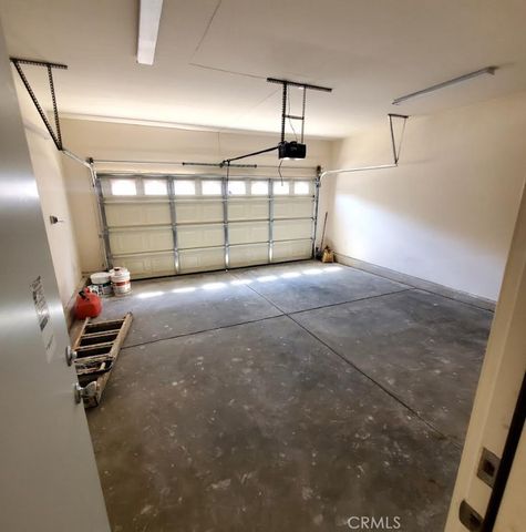 3765 Globe, Los Angeles, CA 90066