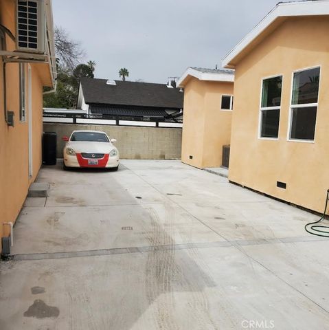 3765 Globe, Los Angeles, CA 90066