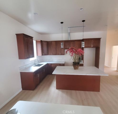 3765 Globe, Los Angeles, CA 90066