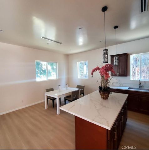 3765 Globe, Los Angeles, CA 90066