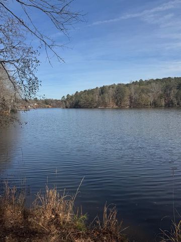 1281 Riveroak Road, Inman, SC 29349