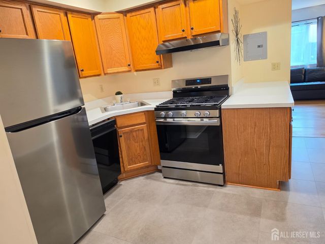 18 Judson Street 1A, Edison, NJ 08837