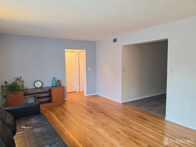 18 Judson Street 1A, Edison, NJ 08837