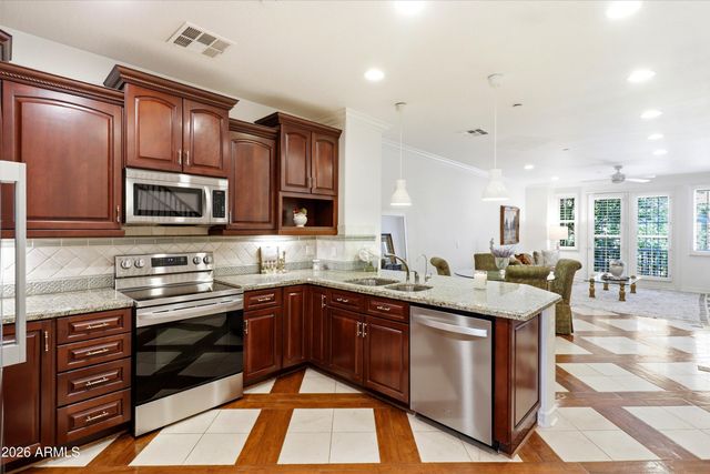 4425 N 24TH Place, Phoenix, AZ 85016