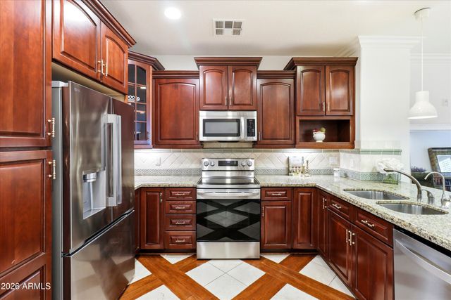 4425 N 24TH Place, Phoenix, AZ 85016