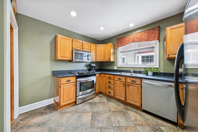 175 N Berteau Avenue, Elmhurst, IL 60126