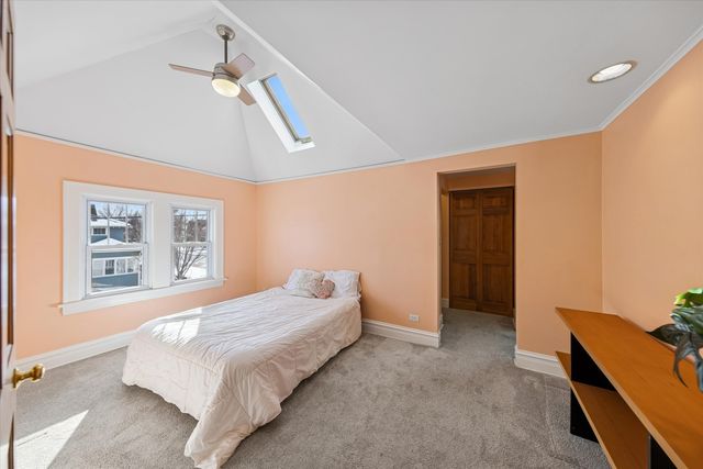 175 N Berteau Avenue, Elmhurst, IL 60126