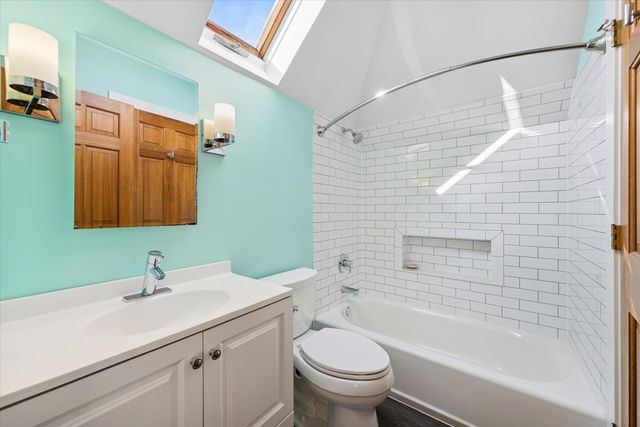 175 N Berteau Avenue, Elmhurst, IL 60126