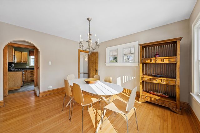 175 N Berteau Avenue, Elmhurst, IL 60126