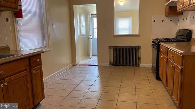 247 E OAK ST, Norristown, PA 19401