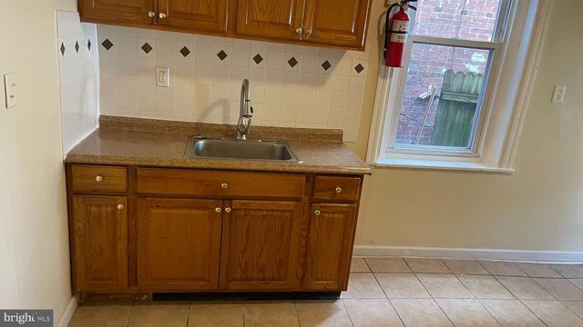 247 E OAK ST, Norristown, PA 19401