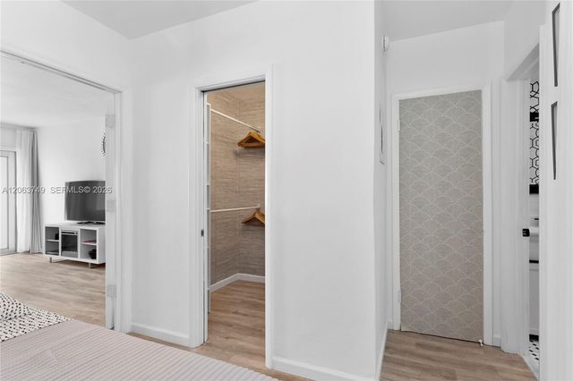641 Espanola Way 24, Miami Beach, FL 33139