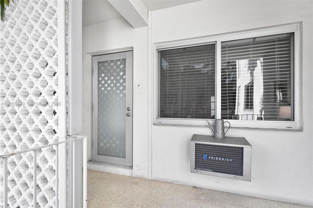 641 Espanola Way 24, Miami Beach, FL 33139