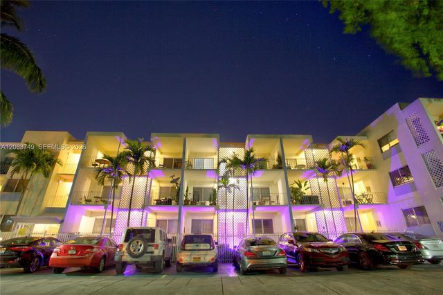 641 Espanola Way 24, Miami Beach, FL 33139