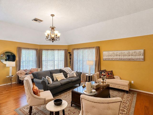 3120 Sand Shadow Drive, League City, TX 77573