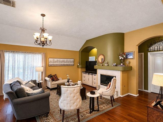 3120 Sand Shadow Drive, League City, TX 77573