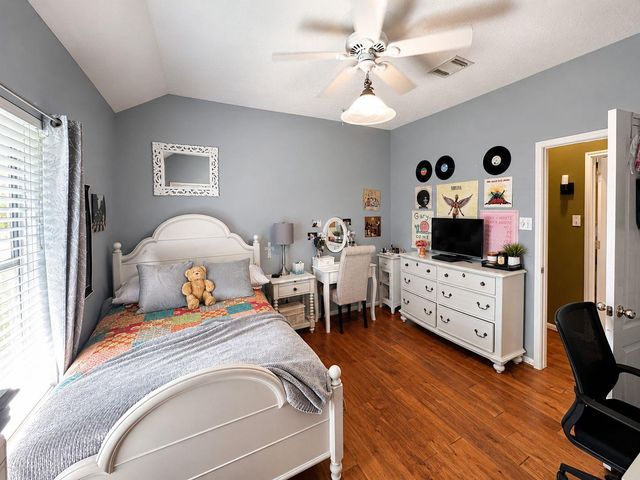 3120 Sand Shadow Drive, League City, TX 77573