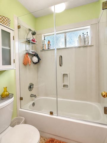 3120 Sand Shadow Drive, League City, TX 77573