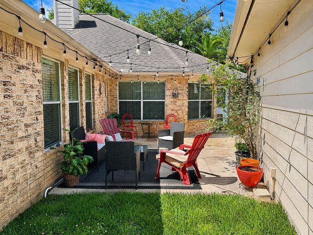 3120 Sand Shadow Drive, League City, TX 77573
