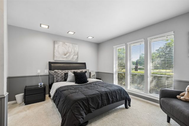 1303 Heather Glen Street, Duncanville, TX 75137