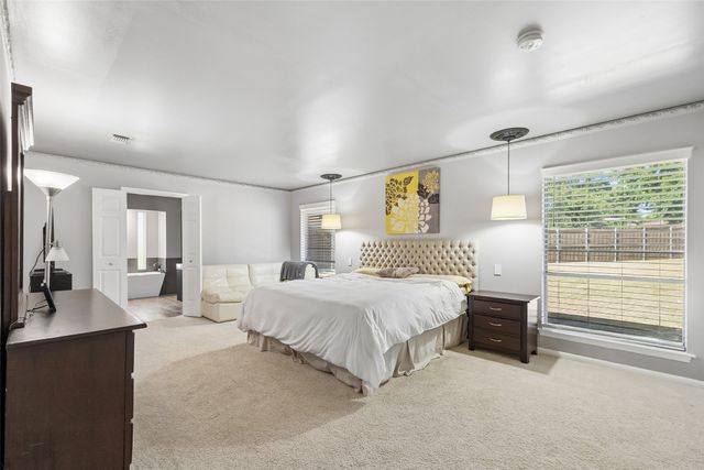 1303 Heather Glen Street, Duncanville, TX 75137